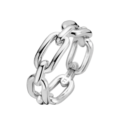 Silver chain-link ring with large oval links