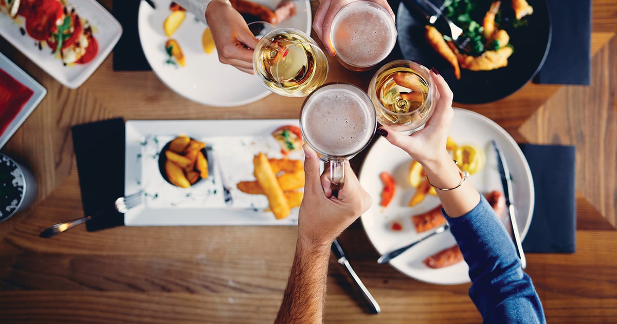 Fargo Happy Hour Deals: Oysters, Pizza & Drinks