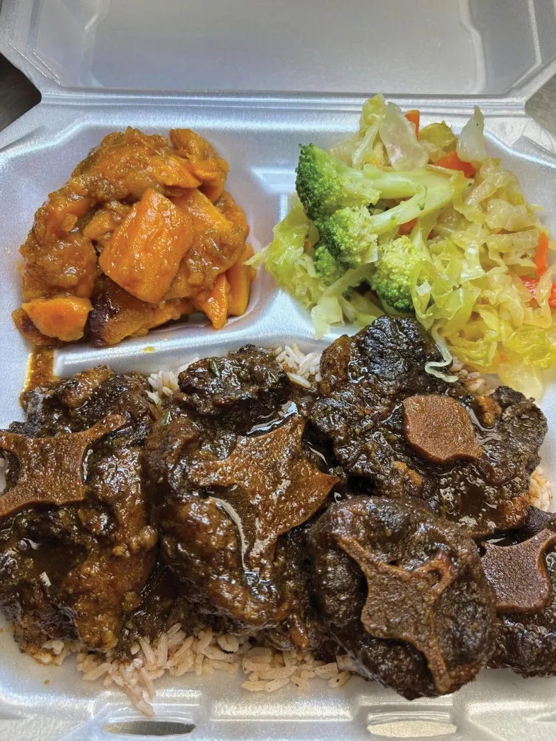 MF_Aug26_StaffPicks_Kim_TropicalSpice