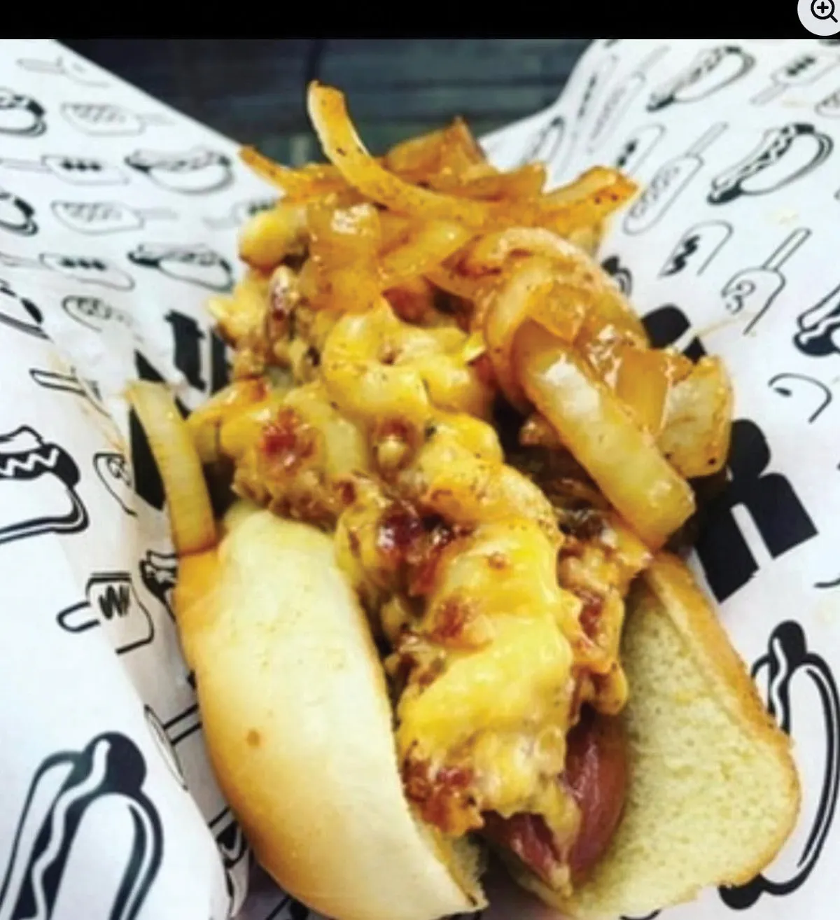 MF_Aug26_FoodTrucks_HotDogPeddler_2